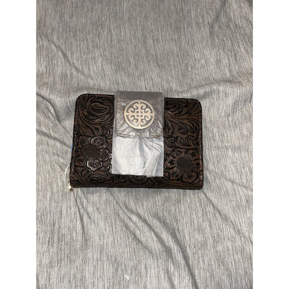 Chic Unlimited Brown Full Zip Around Inner Pocketed Casual Small Wallet - Picture 2 of 5